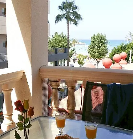 Apartament Desayuno Frente Al Mar *